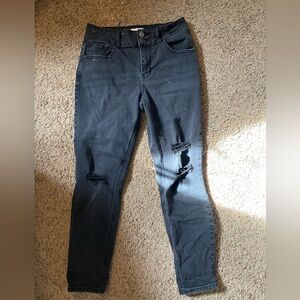 Black Distressed Women’s Jeggings